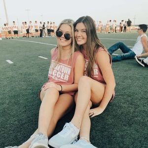 Meet your Posher, Bella